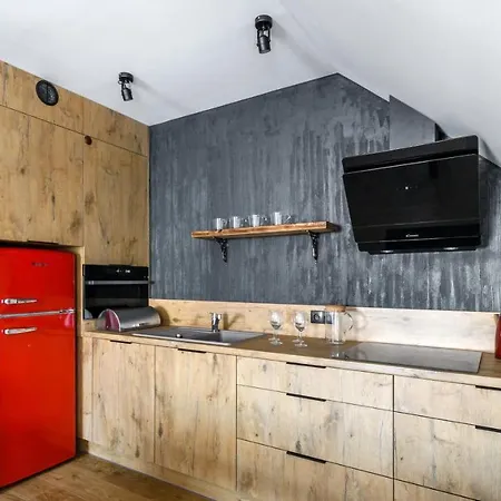 W Karpaczu Sarnia, Sun & Snow * Карпач