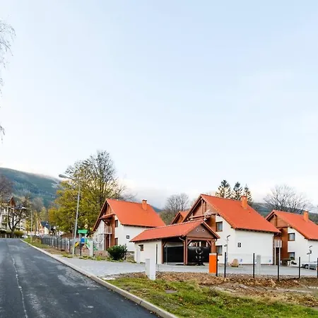 W Karpaczu Sarnia, Sun & Snow